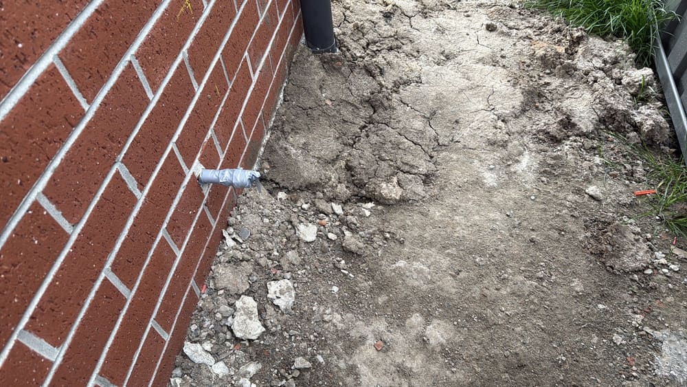 Cap gas pipe, recorded during a lock-up inspection in Beveridge